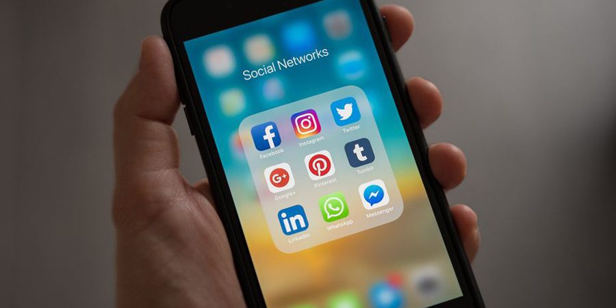 5 bonnes raisons d’utiliser les réseaux sociaux pour votre entreprise : 🌐